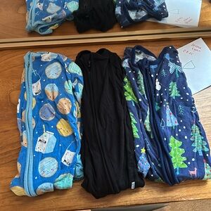 Bundle of 3 little Sleepies zippys 3-6 months